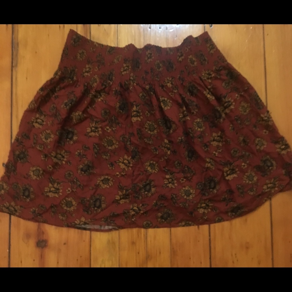Floral grunge swing skirt.